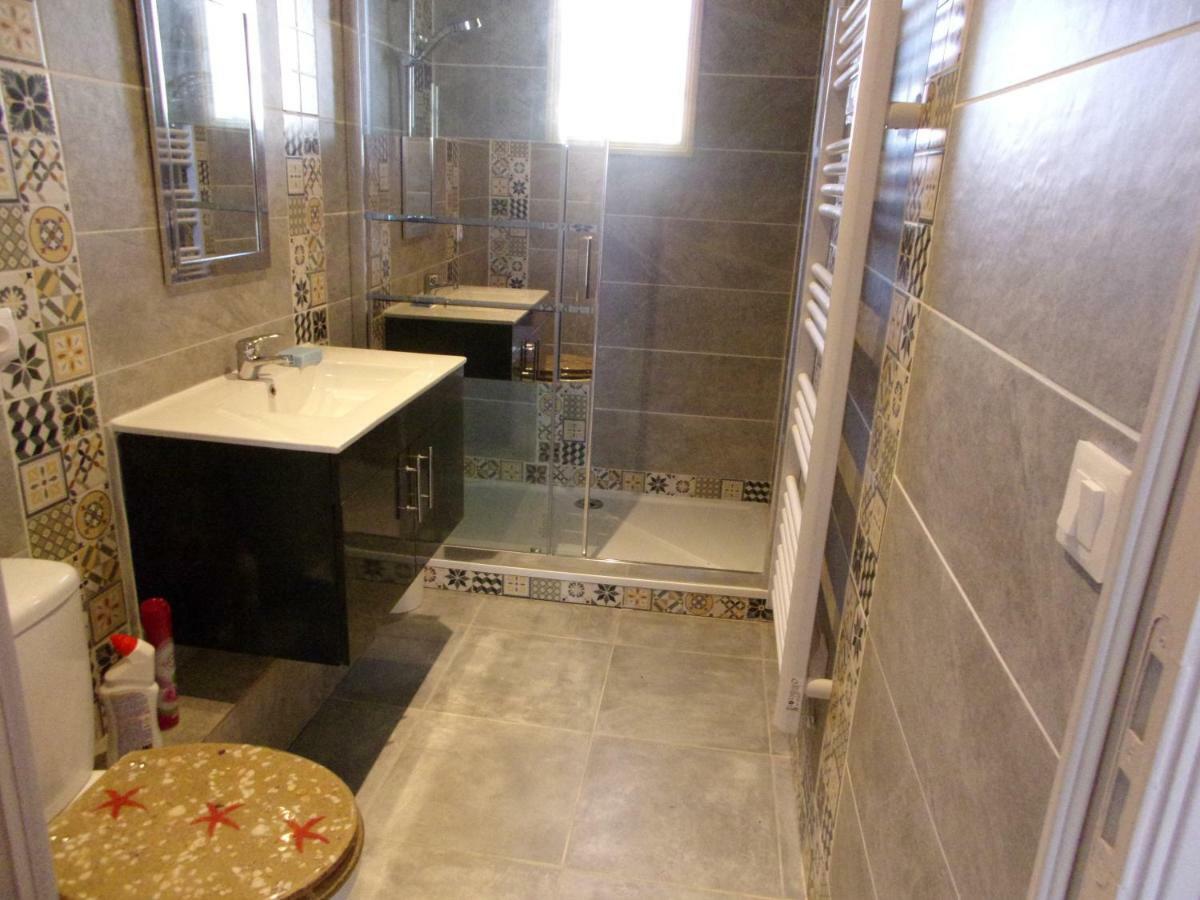 19 Rue Du Cadran Apartman Montmorillon Kültér fotó